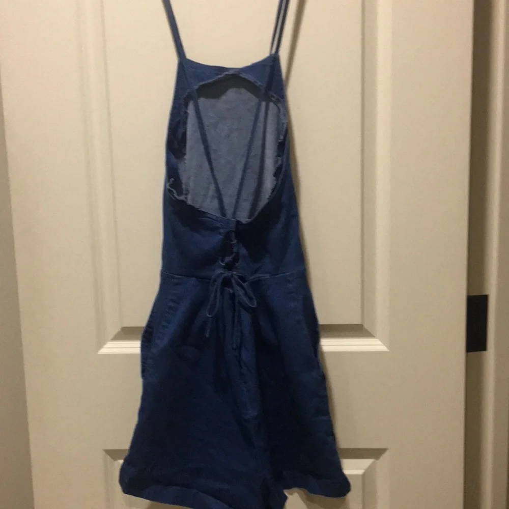 Lush womens spaghetti Crisscross Denim Romper shorts stretch pockets size S